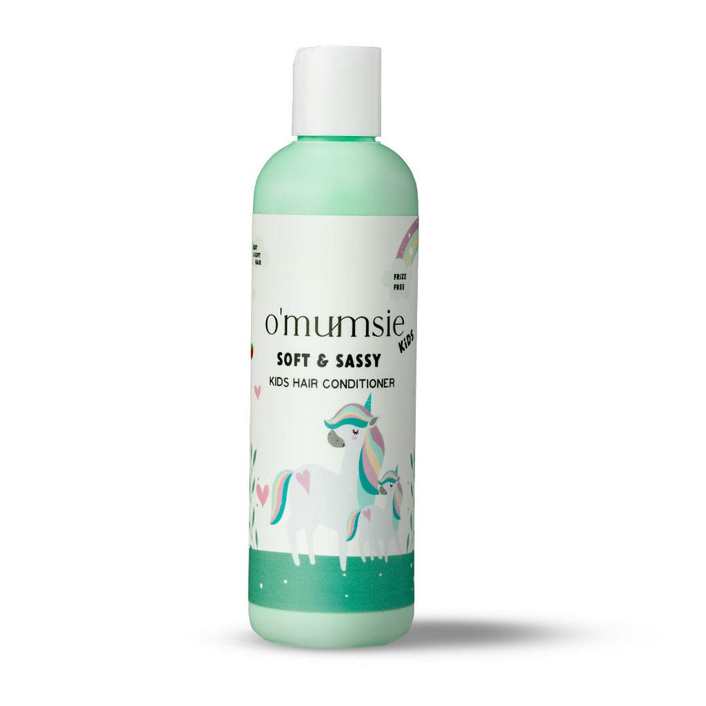 Baby and kids' hair conditioner enriched with shea butter for extra nourishment